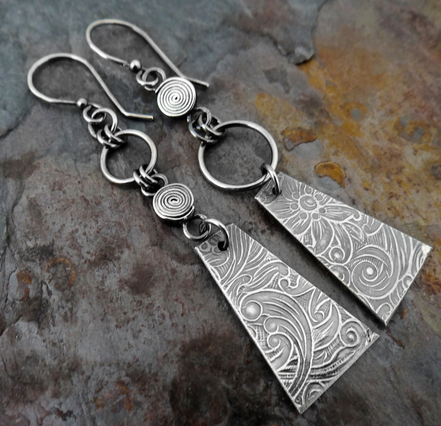 Just Different Enough to be Interesting || textured mismatched sterling silver earrings (7052)