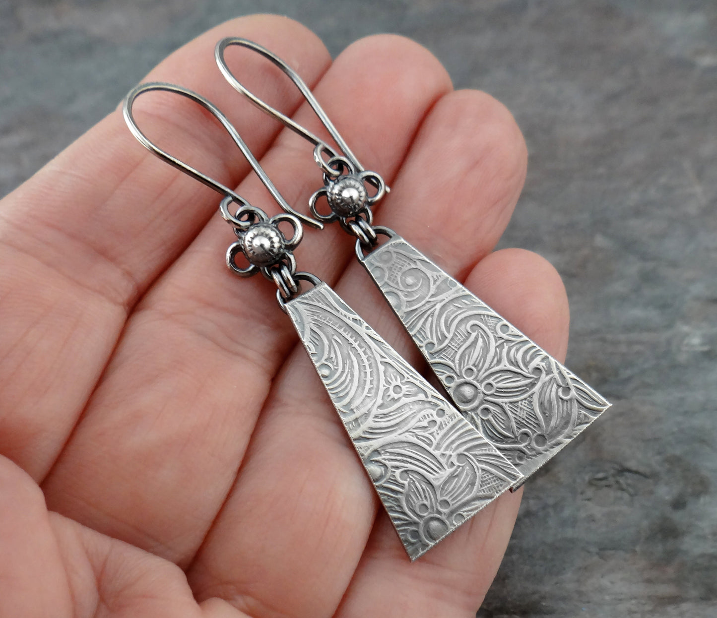 Industrial Flower Earrings II || metalsmith textured silver earrings (7054)