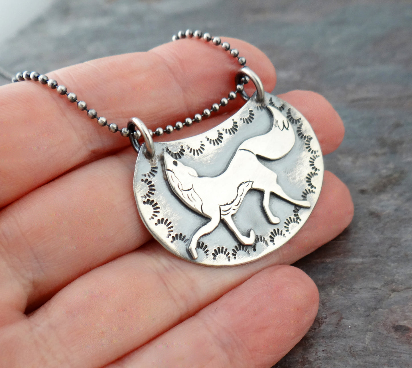 Jaunty Fox || running fox pendant (7014)