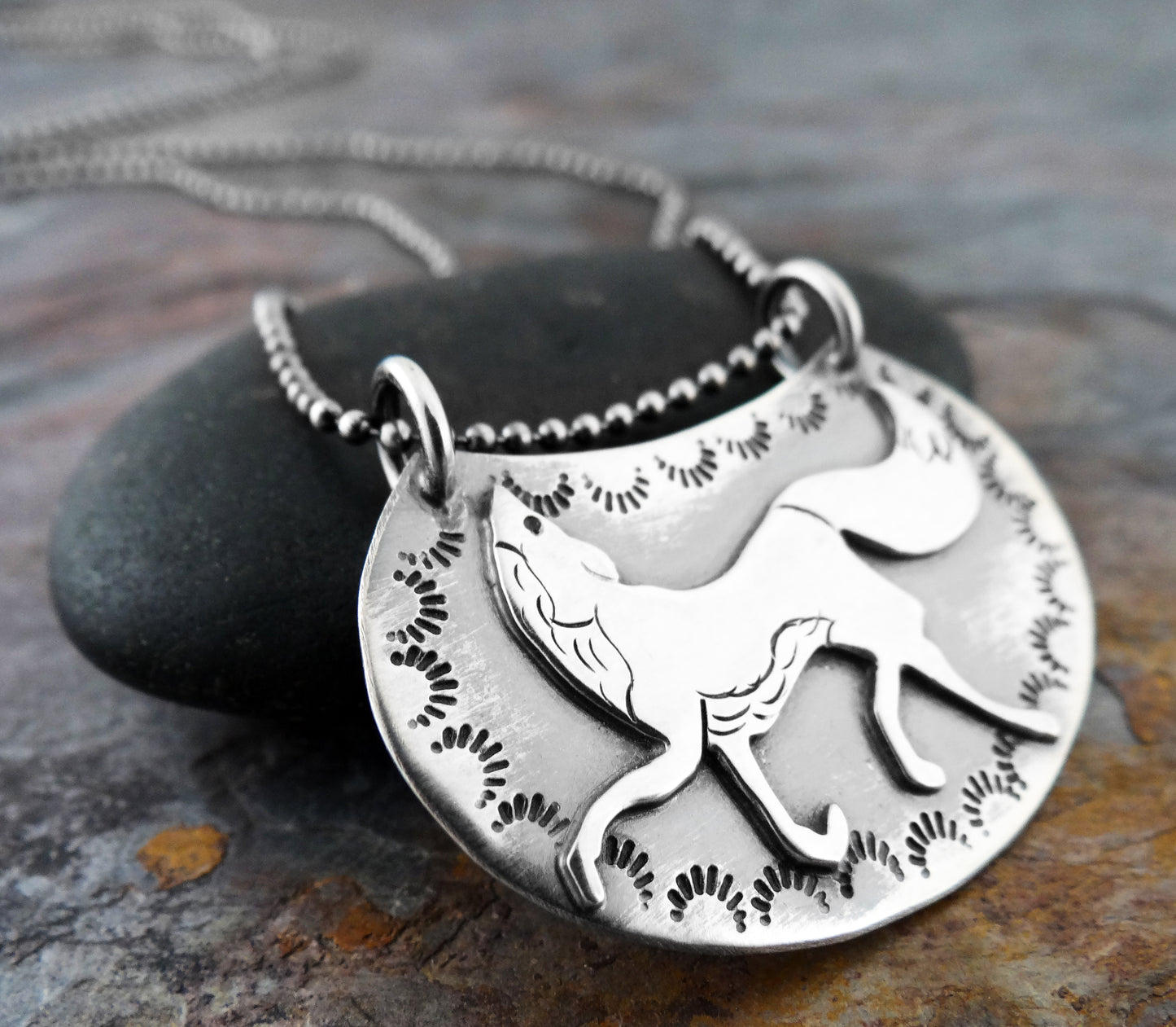 Jaunty Fox || running fox pendant (7014)